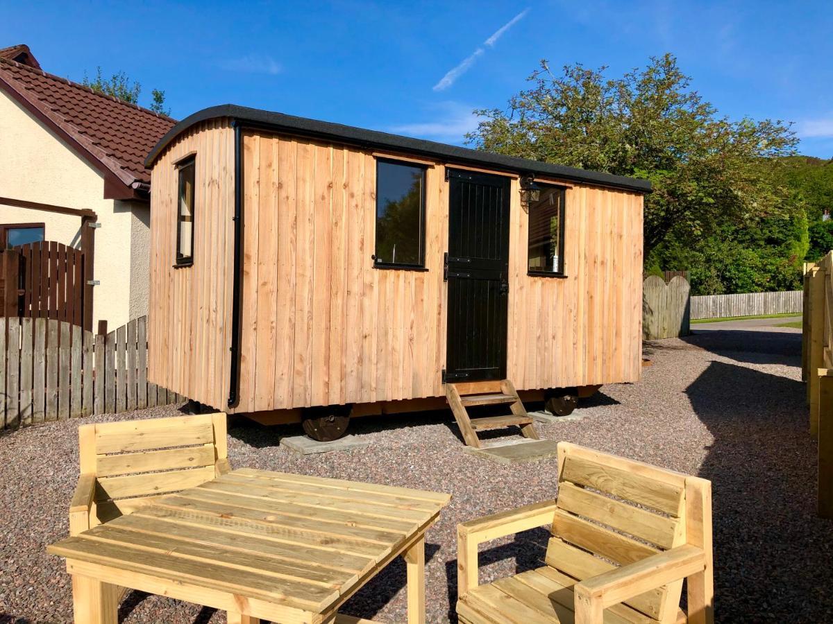 Per Ardua Shepherds Hut Fort William Dış mekan fotoğraf